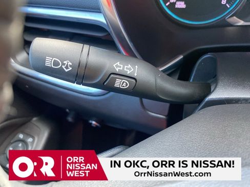 Used 2020 Chevrolet Equinox LT image 29