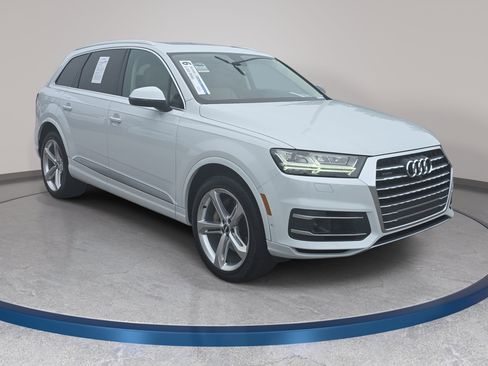 Used 2019 Audi Q7 3.0T Prestige w/ Prestige Package AWD/4WD image 3