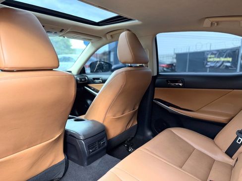 Used 2015 Lexus IS 250 RWD image 14