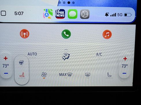 Used 2024 Ford Edge SEL w/ Convenience Package image 28