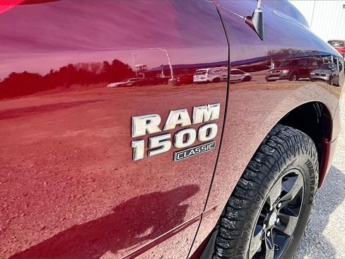Used 2019 RAM 1500 Tradesman w/ Chrome Plus Package image 11