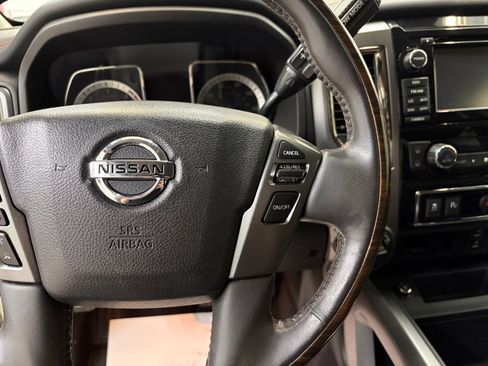 Used 2017 Nissan Titan Platinum Reserve AWD/4WD image 15