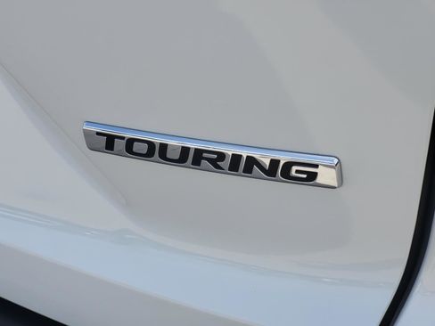 Used 2020 Honda CR-V Touring image 5