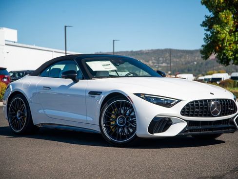 New 2026 Mercedes-Benz SL 63 AMG 4MATIC image 3