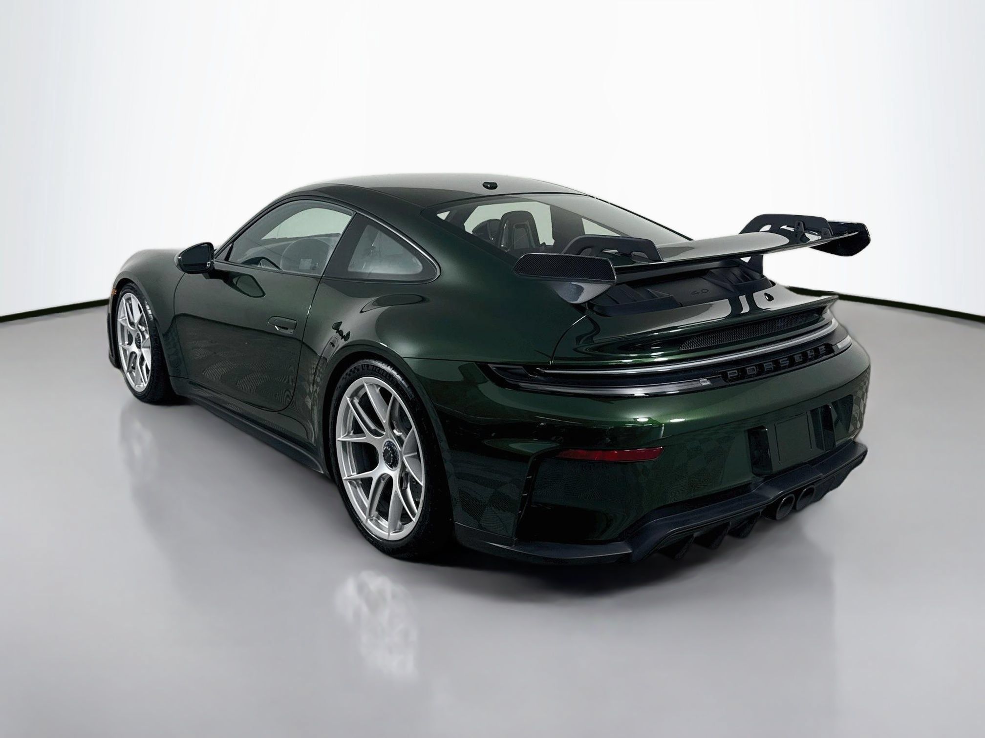Certified 2025 Porsche 911 GT3 RWD image 3