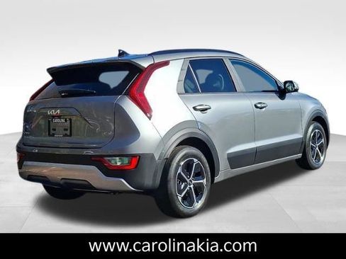 New 2026 Kia Niro EX image 4