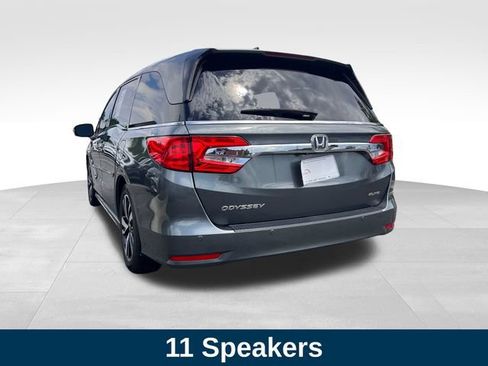 Used 2018 Honda Odyssey Elite image 3