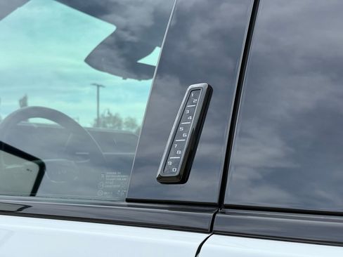 Used 2024 GMC Sierra 3500 AT4 w/ AT4 Premium Plus Package image 18