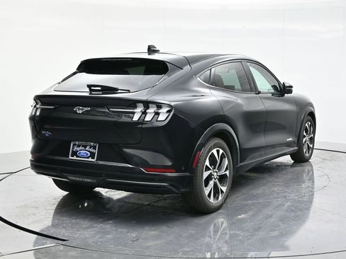 Used 2021 Ford Mustang Mach-E Premium image 28