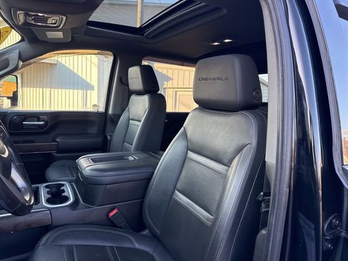 Used 2022 GMC Sierra 2500 Denali image 27