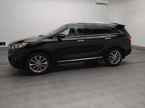 Used 2017 Kia Sorento SX FWD image 2