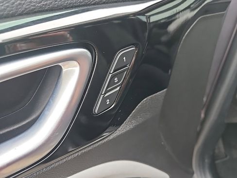 Used 2024 Jeep Compass Limited w/ Elite Group image 30