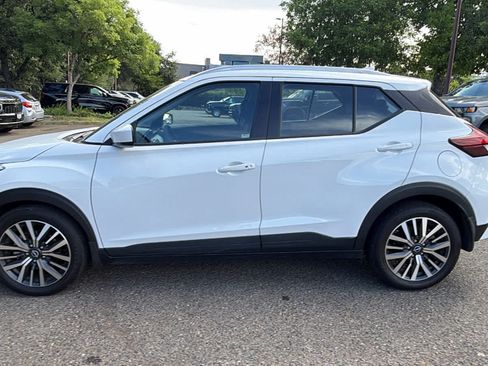 Used 2023 Nissan Kicks SV FWD image 8