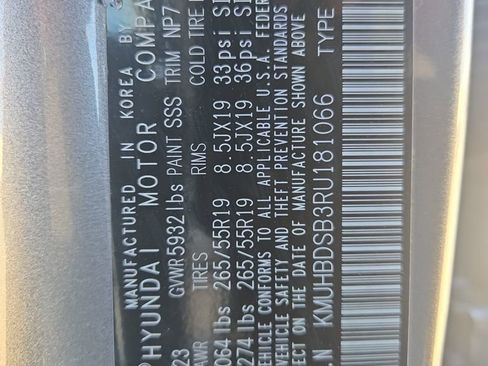 Used 2024 Genesis GV80 2.5T image 34