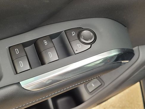 New 2026 Chevrolet Traverse LT w/ Driver Confidence Package image 15