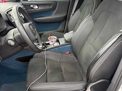Used 2023 Volvo C40 P8 Recharge Plus AWD/4WD image 6