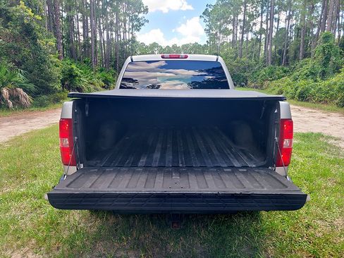Used 2008 Chevrolet Silverado 1500 LS w/ Towing Package RWD image 6