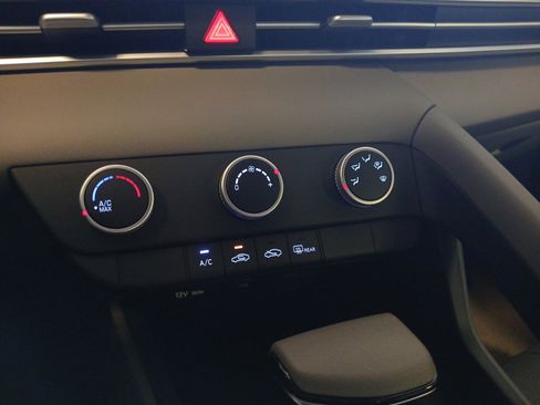 New 2025 Hyundai Elantra SE w/ Cargo Package image 20