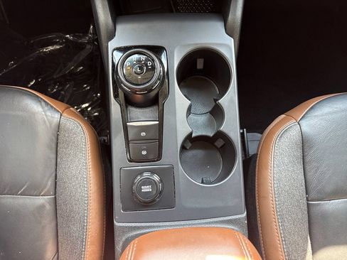 Used 2022 Ford Bronco Sport Outer Banks w/ Tech Package AWD/4WD image 23