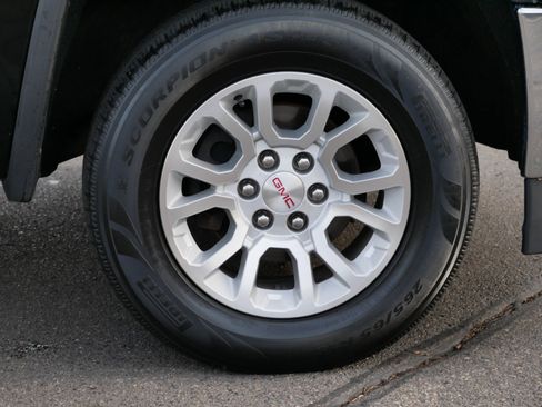 Used 2017 GMC Sierra 1500 SLE w/ SLE Value Package image 11