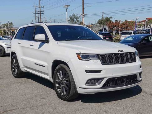 Certified 2019 Jeep Grand Cherokee High Altitude image 3