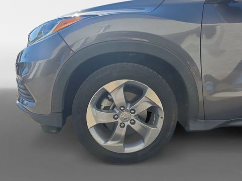 Certified 2022 Honda HR-V LX image 13