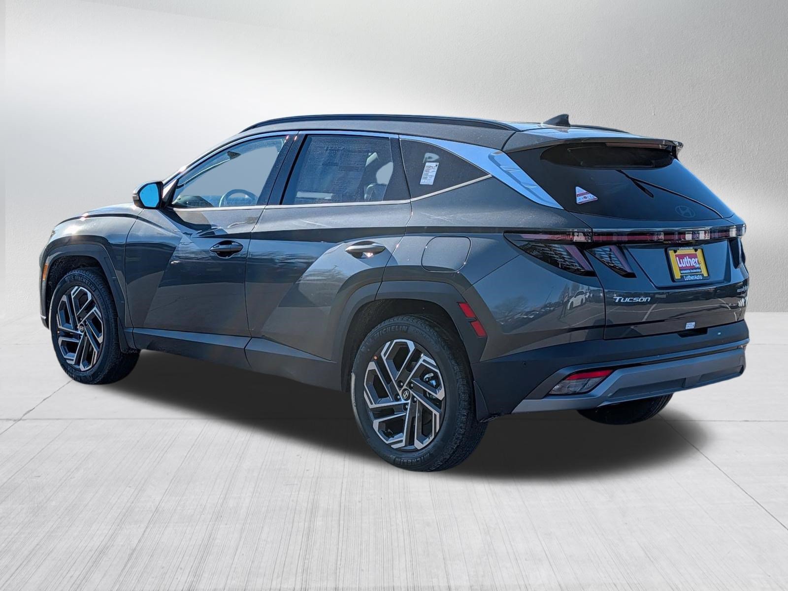 New 2026 Hyundai Tucson Limited AWD/4WD image 3