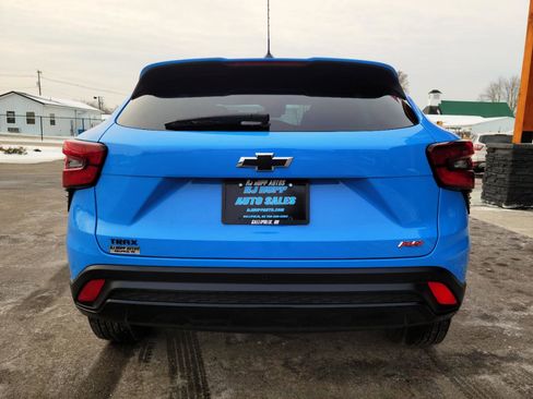 Used 2024 Chevrolet Trax RS image 5