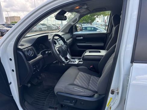 Used 2018 Toyota Tundra SR5 w/ SR5 Upgrade Package image 63