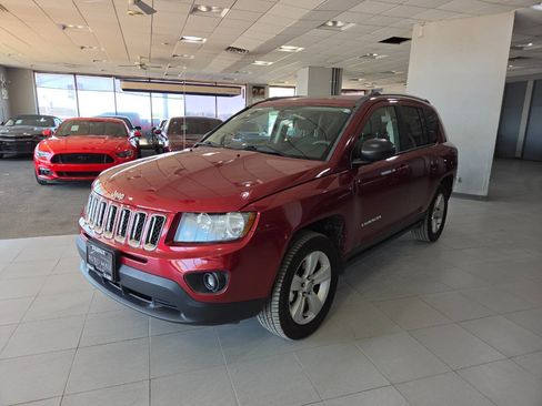 Used 2016 Jeep Compass Sport w/ Power Value Group AWD/4WD image 3