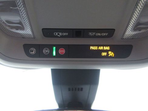 Used 2024 Chevrolet Equinox LT w/ LPO, Floor Liner Package image 33