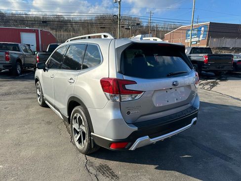 Used 2023 Subaru Forester Touring image 7