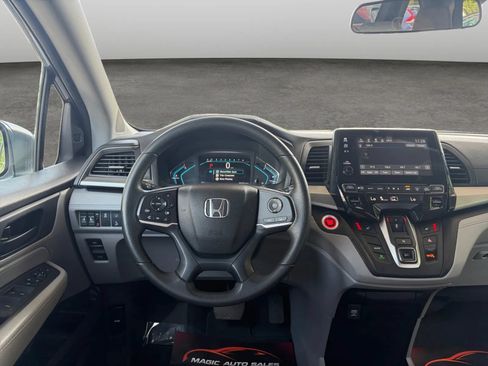 Used 2018 Honda Odyssey EX image 30