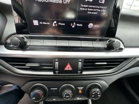 Used 2024 Kia Forte LXS image 14