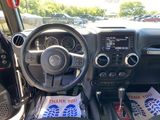Used 2018 Jeep Wrangler Unlimited Sahara w/ Connectivity Group image 5