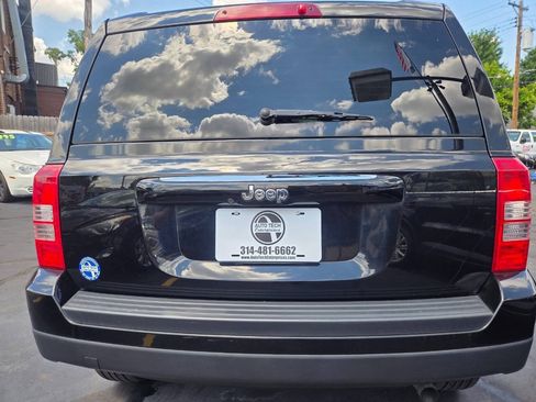 Used 2016 Jeep Patriot Sport w/ Power Value Group FWD image 21