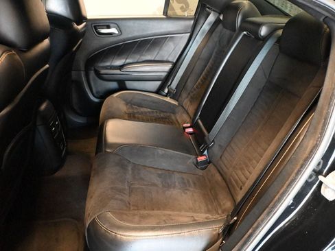 Used 2018 Dodge Charger R/T RWD image 16