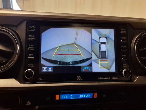 Used 2023 Toyota Tacoma Limited image 14