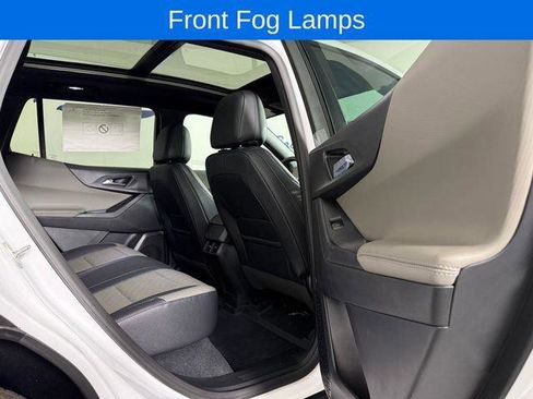 New 2026 Chevrolet Equinox LT w/ Convenience Package II AWD/4WD image 18