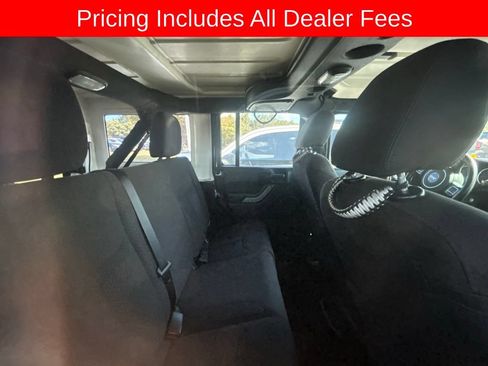 Used 2018 Jeep Wrangler Unlimited Sport w/ Connectivity Group AWD/4WD image 5