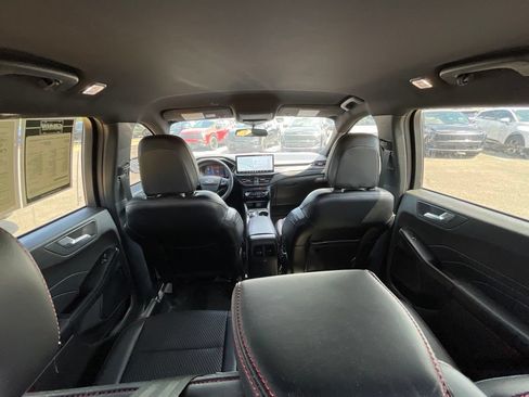 Used 2024 Ford Escape ST-Line w/ Tech Pack #1 AWD/4WD image 22