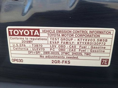Used 2019 Toyota Avalon XLE w/ Carpet Mat Package FWD image 19