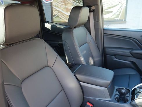 New 2026 Chevrolet Colorado LT w/ LT Convenience Package AWD/4WD image 11