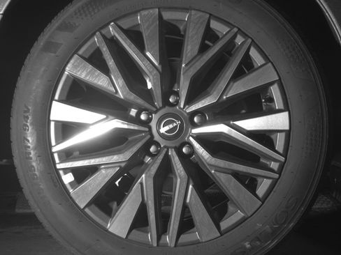 Used 2025 Nissan Altima 2.5 SV FWD image 18