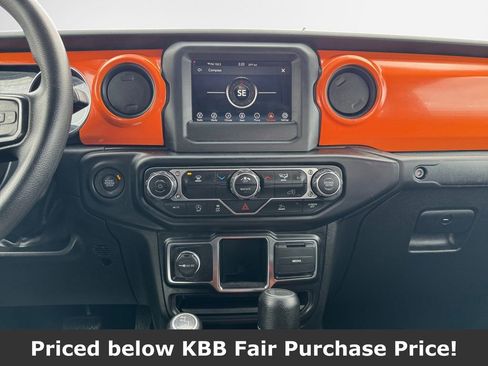 Used 2022 Jeep Gladiator Sport w/ Trailer Tow Package image 22