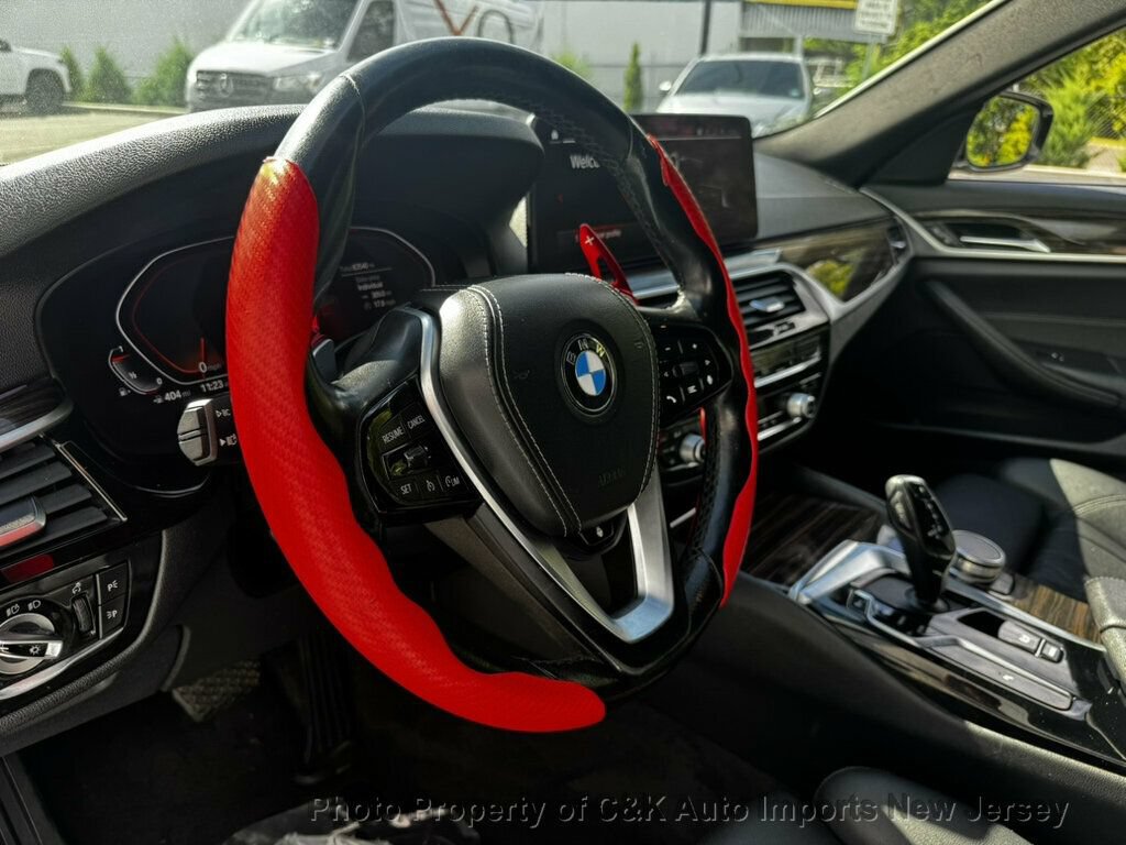 Used 2021 BMW 530i w/ Convenience Package RWD image 26