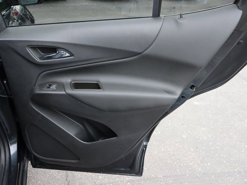 Used 2023 Chevrolet Equinox LT image 26