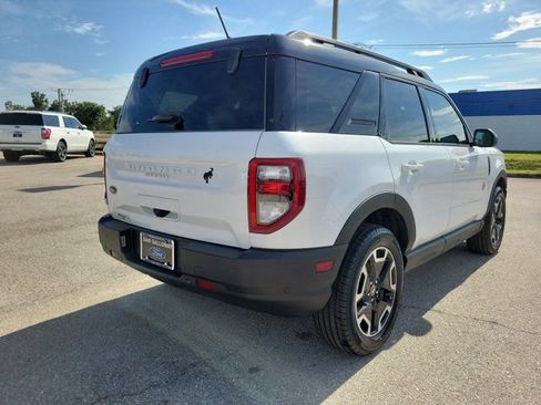 Certified 2024 Ford Bronco Sport Outer Banks w/ Tech Package AWD/4WD image 6