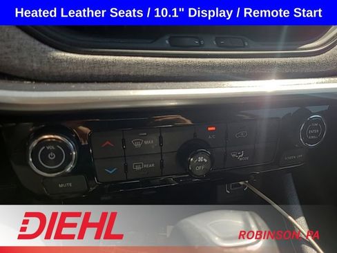 Used 2024 Jeep Compass Latitude AWD/4WD image 12