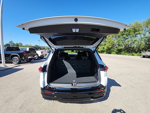 New 2026 Buick Enclave Sport Touring w/ Power Package image 33